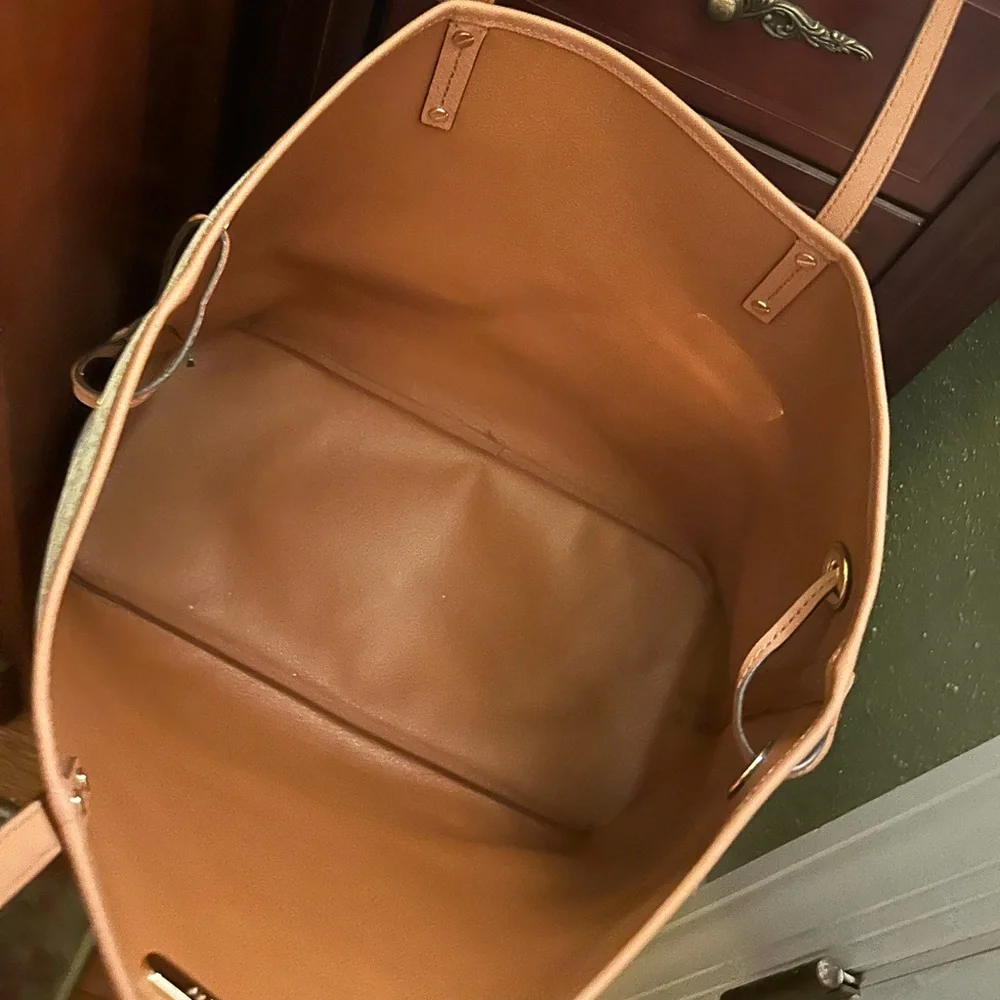 Michael Kors Tan and Cream Signature Tote - Picture 5 of 5